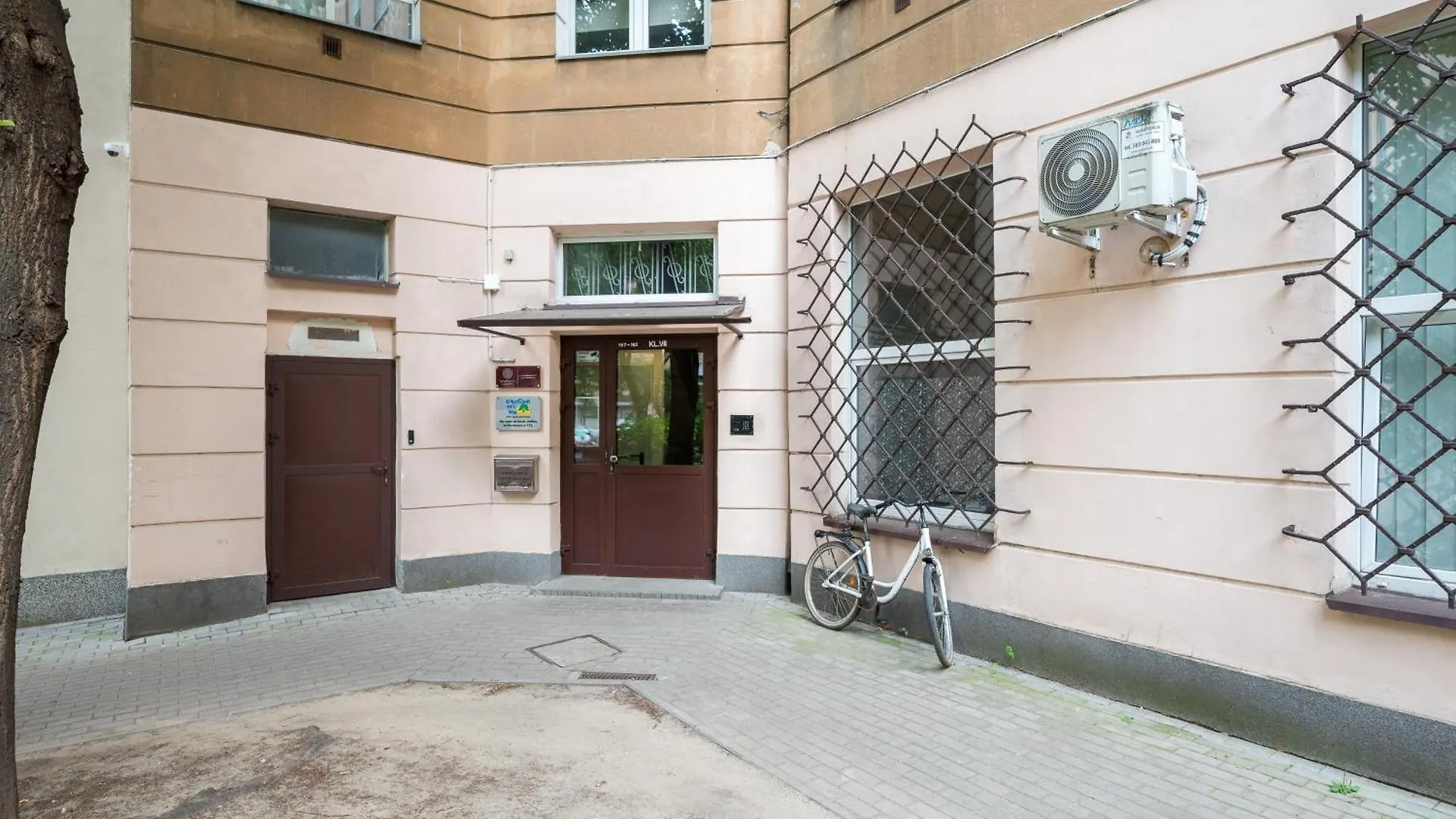Heart Of Warsaw Apartment